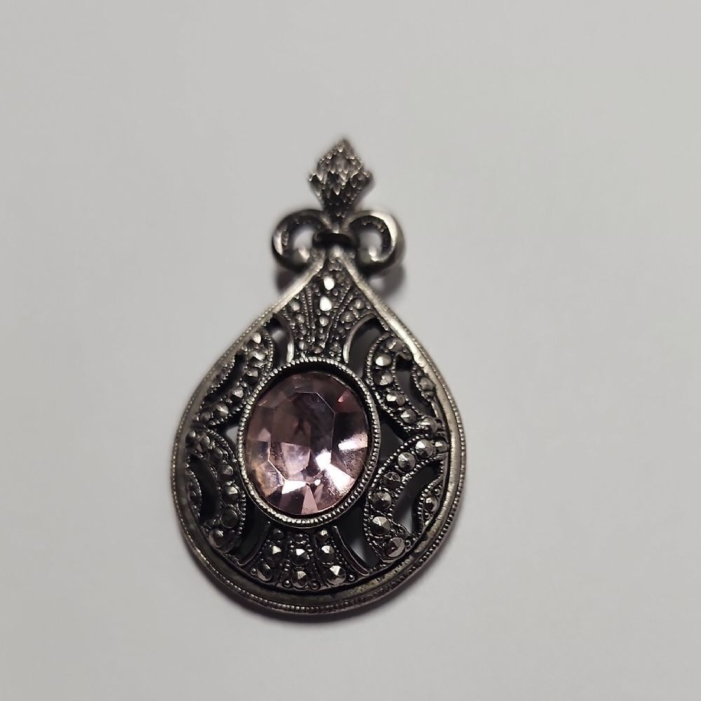 Avon Silver Tone Pink Faceted Oval Glass Marcasite Pendant